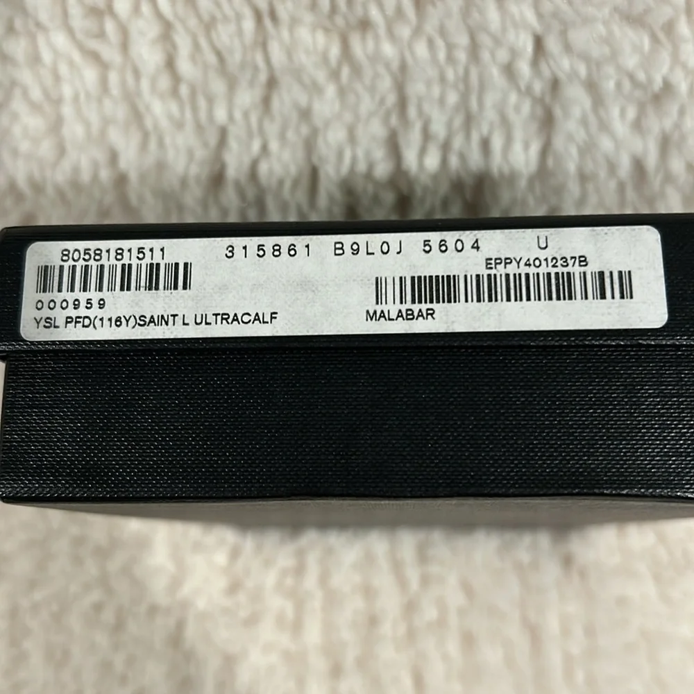 YSL Continental Leather Wallet in Pink